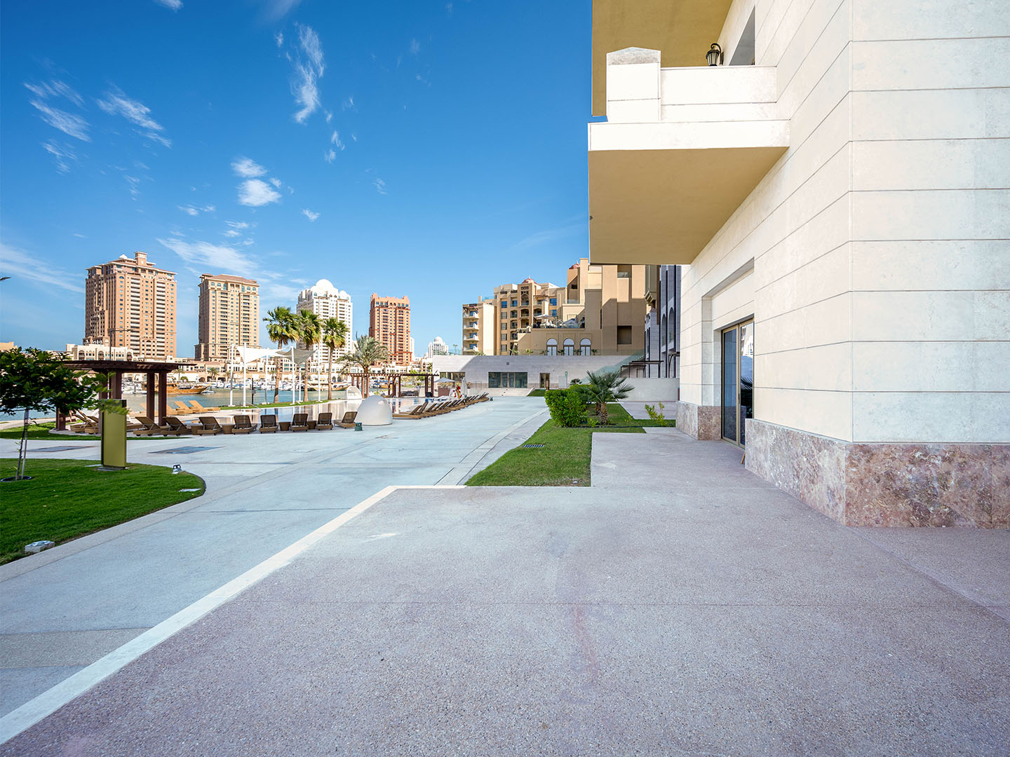 MAR_TH905_WEB_NO_WM_0001_MAR_TH905-18