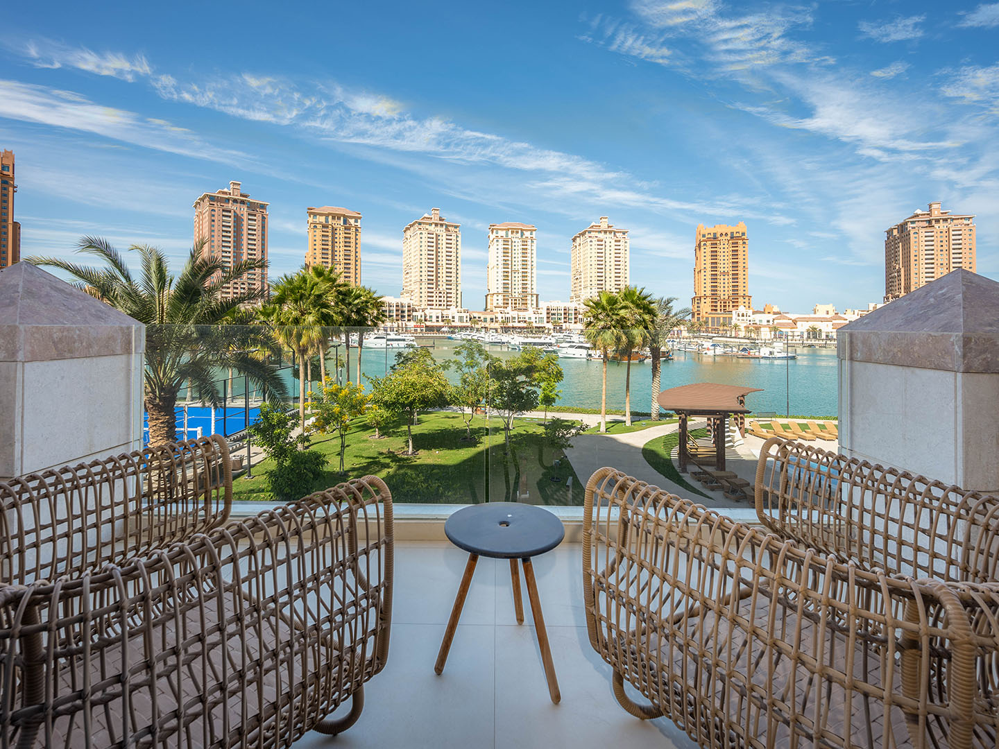 MAR_TH905_WEB_NO_WM_0003_MAR_TH905-16