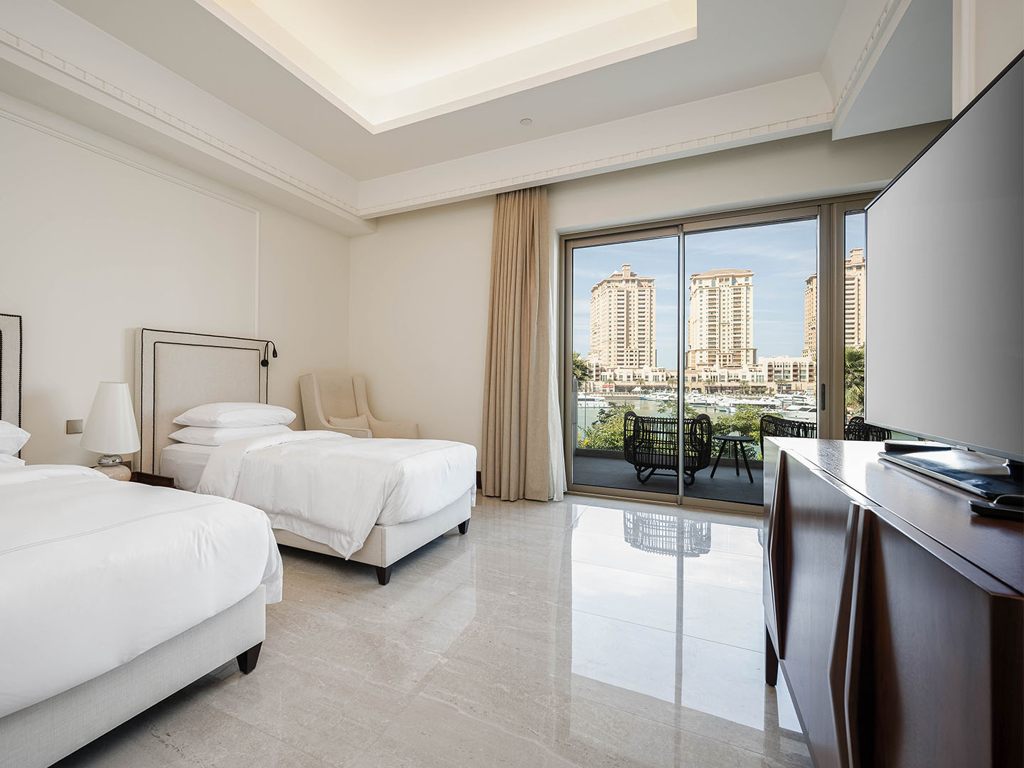 MAR_TH905_WEB_NO_WM_0004_MAR_TH905-15