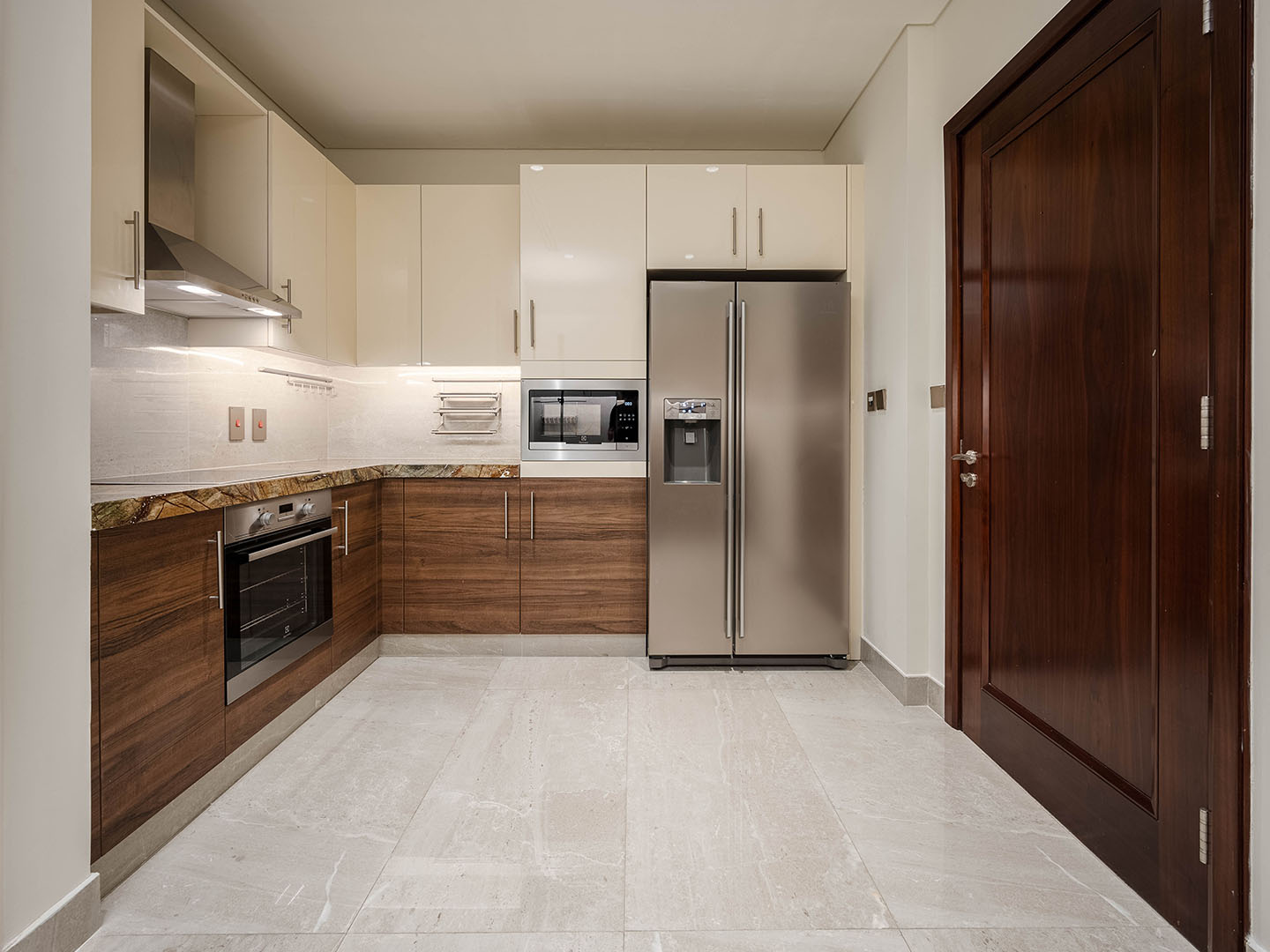 MAR_TH905_WEB_NO_WM_0009_MAR_TH905-10