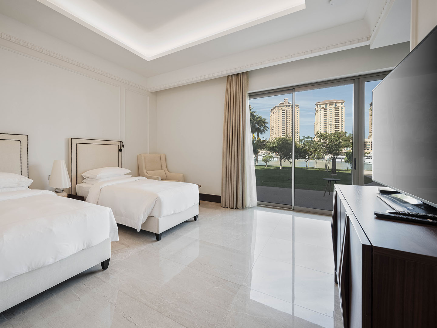 MAR_TH905_WEB_NO_WM_0012_MAR_TH905-7